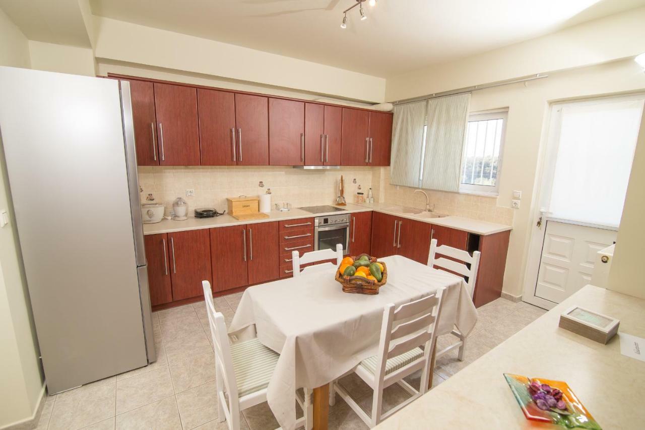 Elea Appartement Kalamáta Buitenkant foto
