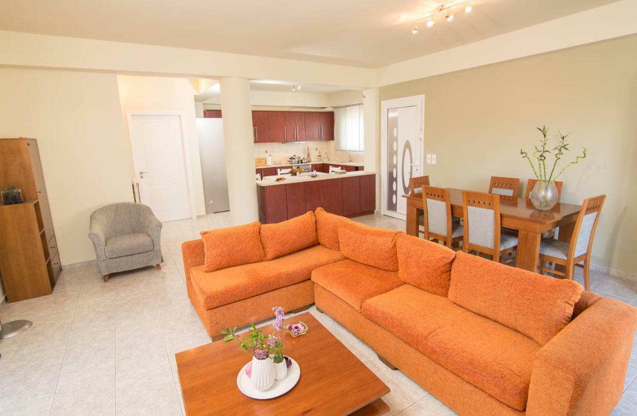 Elea Appartement Kalamáta Buitenkant foto